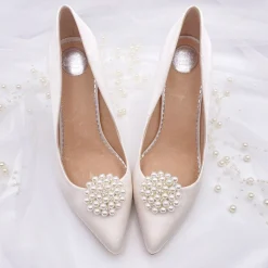 Perfect Bridal Bride Gifts | Shoe Jewellery*Guava Pearl Embellished Brooch Shoe Clips Ivory/ Silver