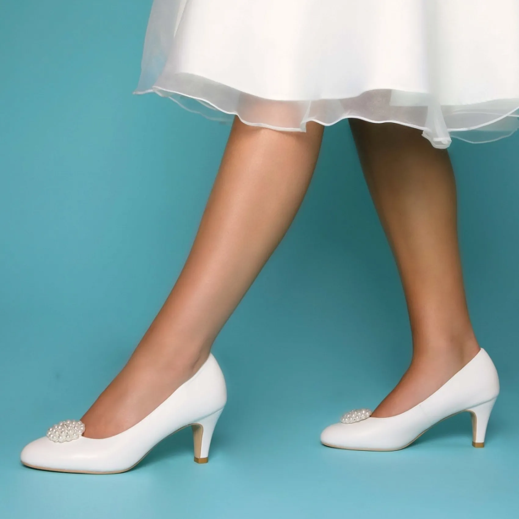 Perfect Bridal Bride Gifts | Shoe Jewellery*Guava Pearl Embellished Brooch Shoe Clips Ivory/ Silver