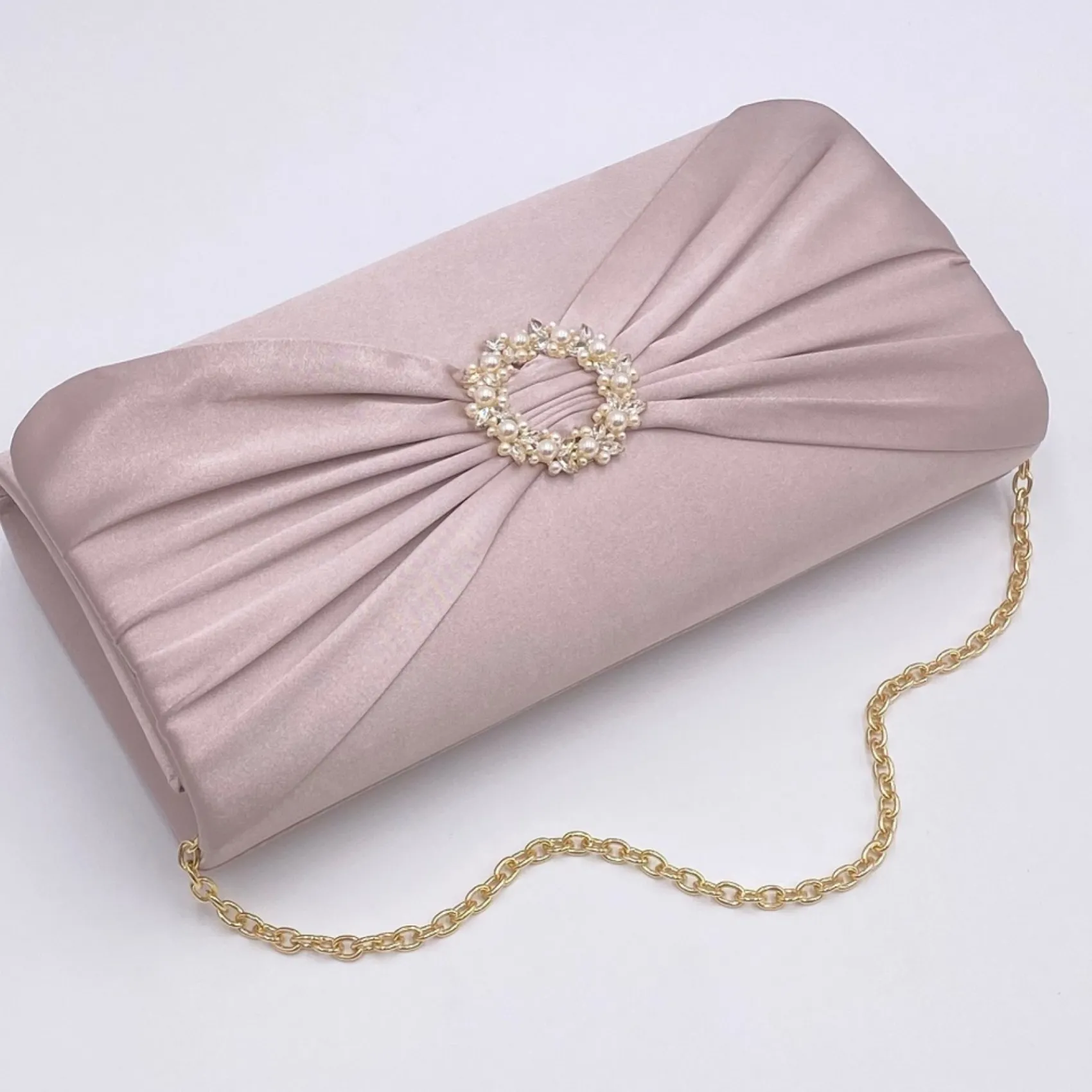 Perfect Bridal Occasion Handbags*Harlow Satin Pearl Brooch Clutch Bag Taupe
