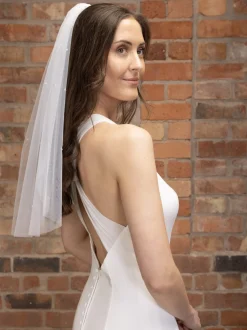 Perfect Bridal Single Tier Veils | Elbow Length Veils*Single Tier Cut Edge Crystal Short Veil Ivory