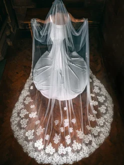 Perfect Bridal Single Tier Veils | Chapel Length & Cathedral Veils*Single Tier Beaded Floral Lace Cathedral Veil Ivory