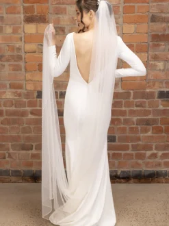 Perfect Bridal Single Tier Veils | Chapel Length & Cathedral Veils*Single Tier Pearl and Diamante Cathedral Veil Ivory