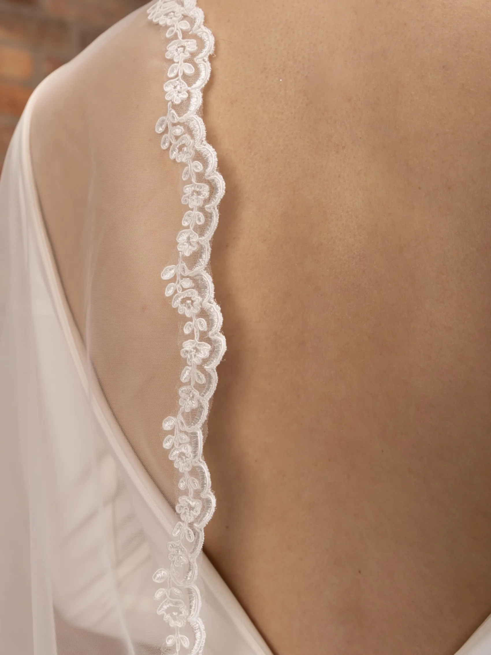 Perfect Bridal Single Tier Veils | Chapel Length & Cathedral Veils*Single Tier Narrow Corded Lace Chapel Veil Ivory