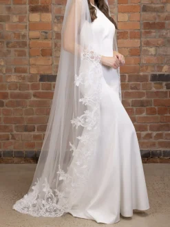Perfect Bridal Single Tier Veils | Floor Length Veils*Single Tier Floor Length Veil with Lace Train Ivory