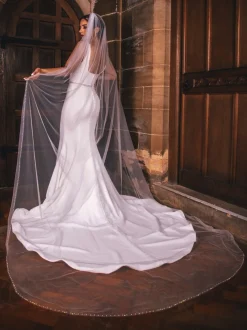 Perfect Bridal Single Tier Veils | Chapel Length & Cathedral Veils*Single Tier Pearl and Crystal Edge Cathedral Veil Ivory