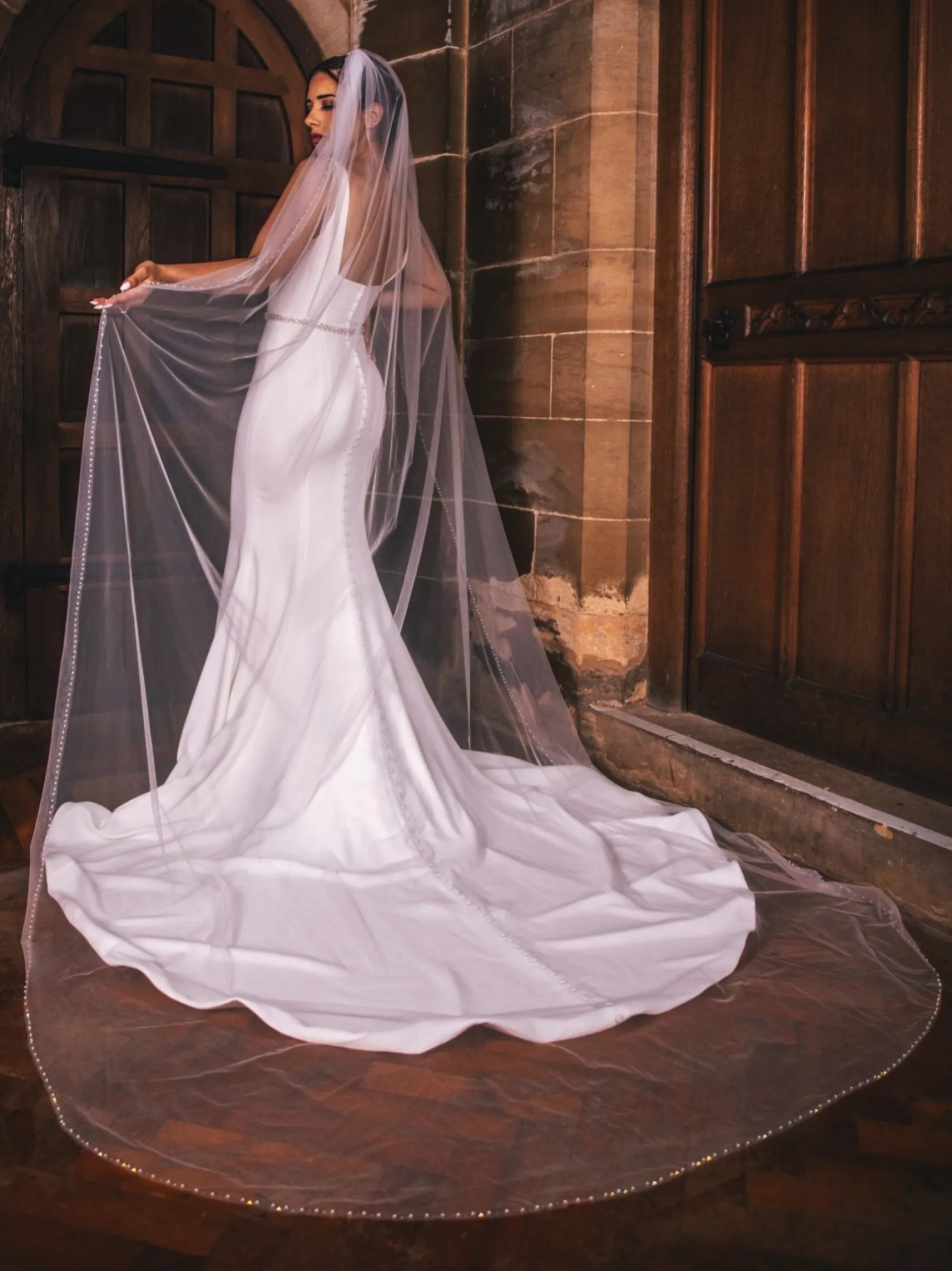 Perfect Bridal Single Tier Veils | Chapel Length & Cathedral Veils*Single Tier Pearl and Crystal Edge Cathedral Veil Ivory