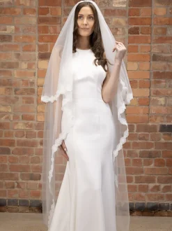 Perfect Bridal Two Tier Veils | Chapel Length & Cathedral Veils*Two Tier Delicate Lace Edge Cathedral Veil Ivory