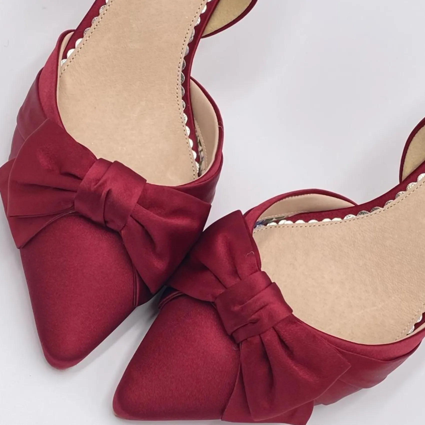 Perfect Bridal Party Shoes | Wedding Guest Shoes*Margo Satin Mid Heel Bow Court Shoes Berry