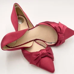 Perfect Bridal Party Shoes | Wedding Guest Shoes*Margo Satin Mid Heel Bow Court Shoes Berry