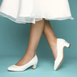 Perfect Bridal Wedding Shoes | Low Heel*Melanie Lace Block Heel Court Shoes (Wide Fit) Ivory