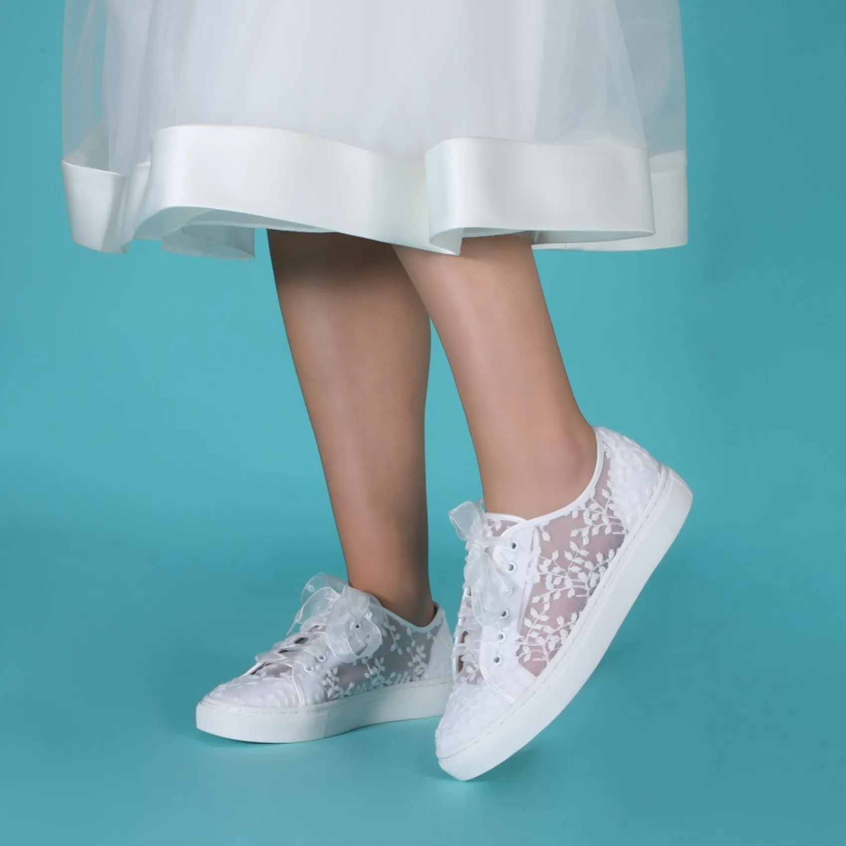 Perfect Bridal Wedding Shoes | Lace Wedding Shoes*Oakley Embroidered Lace Wedding Trainers Ivory