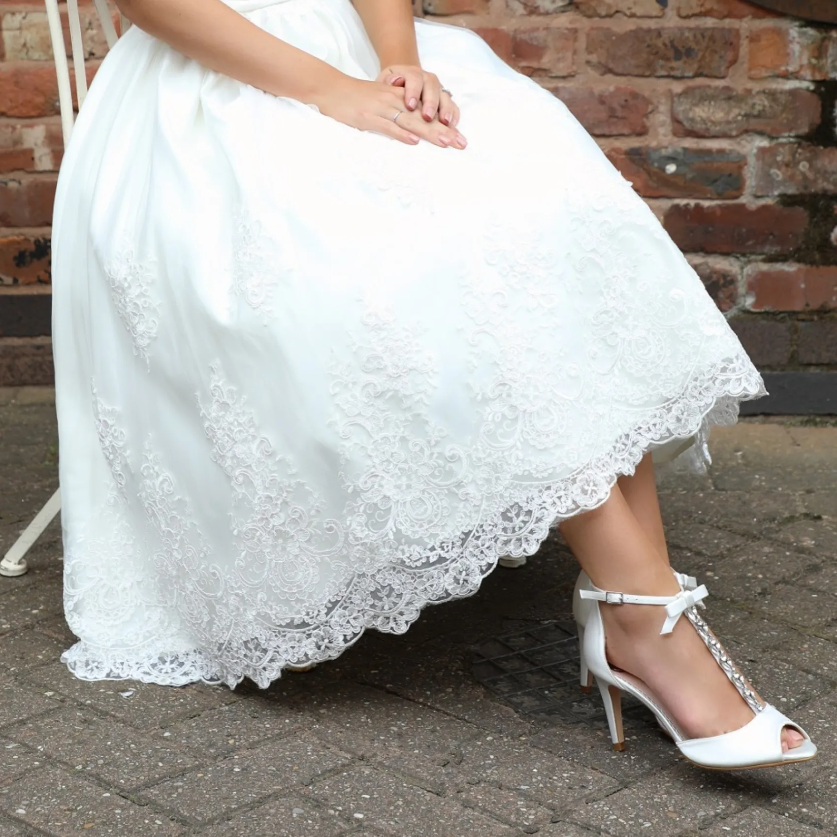 Perfect Bridal Wedding Shoes | High Heel*Phoenix Satin Crystal T-Bar Sandals with Detail Ivory