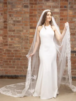 Perfect Bridal Single Tier Veils | Chapel Length & Cathedral Veils*Single Tier Corded Lace Cathedral Veil with Motifs Ivory