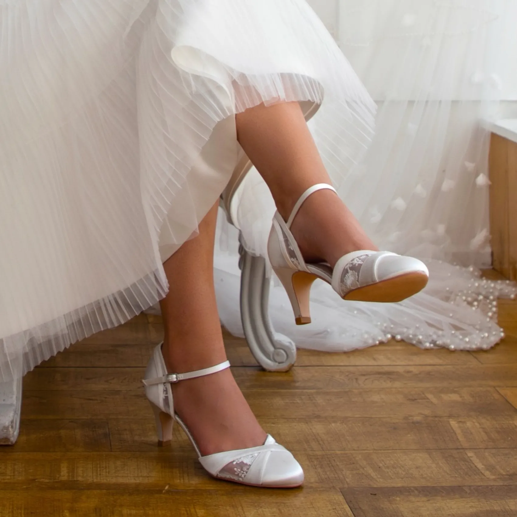 Perfect Bridal Wedding Shoes | Mid Heel*Susie Dyeable Lace Ankle Strap Wedding Shoes Ivory