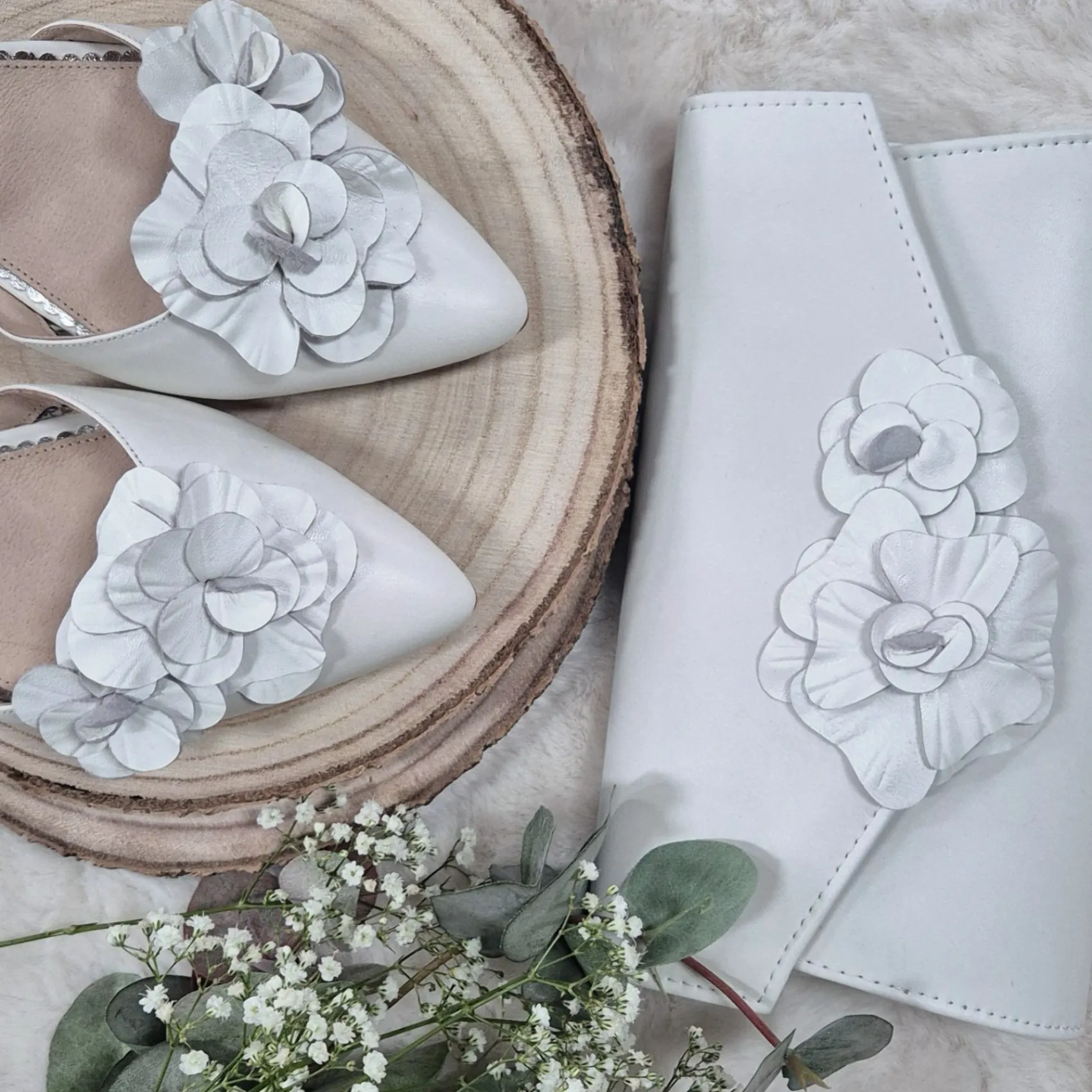 Perfect Bridal Wedding Handbags*Verona Leather Floral Clutch Bag Ivory