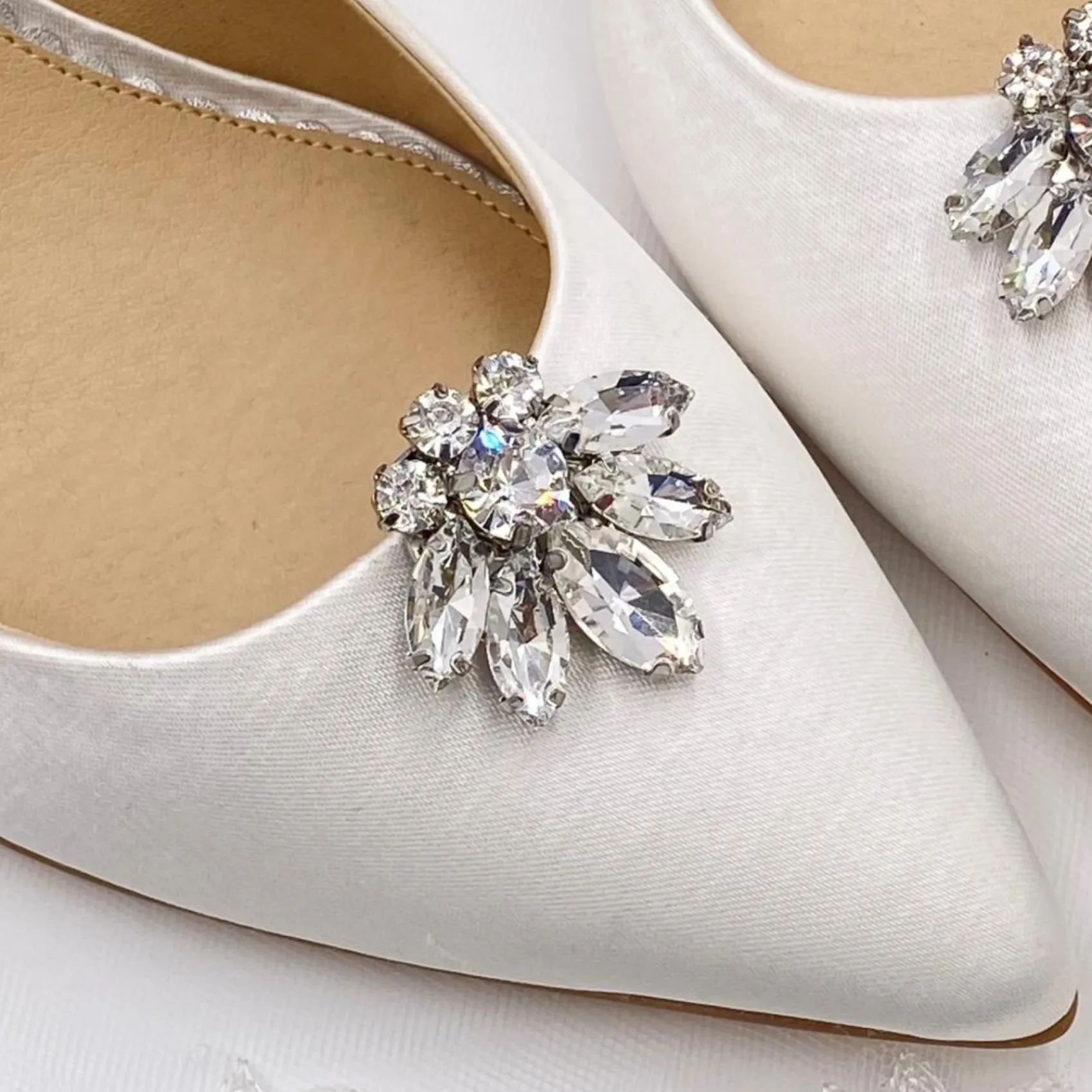 Lace & Favour Bride Gifts | Shoe Jewellery*Precious Silver Crystal Shoe Clips