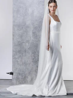 Rainbow Club Single Tier Veils | Chapel Length & Cathedral Veils*Avalanche Scattered Pearl Long Veil Ivory