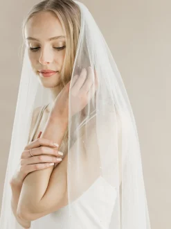 Rainbow Club Single Tier Veils | Chapel Length & Cathedral Veils*Blazing Star Scattered Diamante Long Veil Ivory
