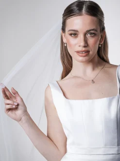 Rainbow Club Single Tier Veils | Chapel Length & Cathedral Veils*Intrigue Plain Long Single Tier Veil with Cut Edge Ivory
