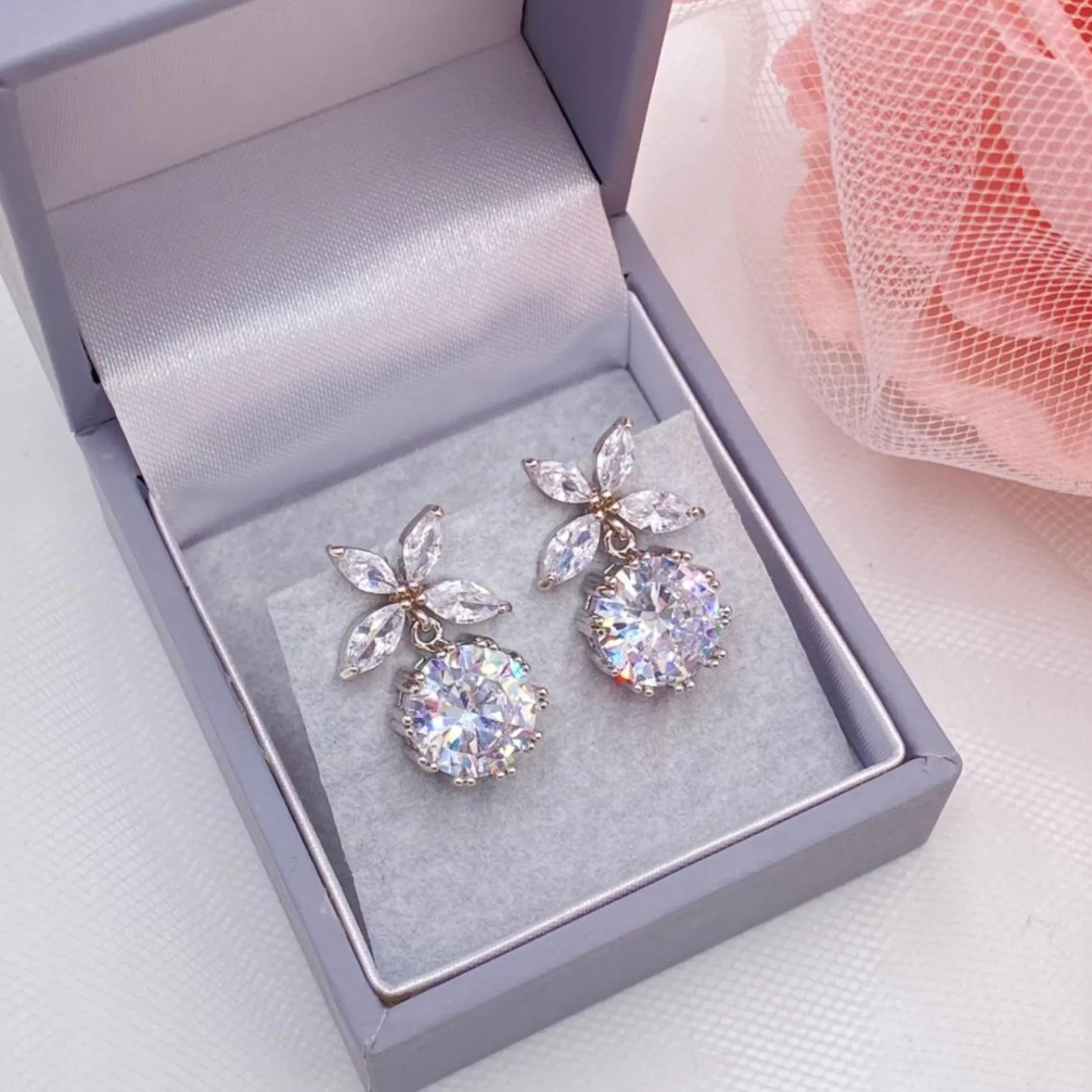 Lace & Favour Silver Prom Jewellery | Prom Earrings*Solitaire Dainty CZ Crystal Leaves Earrings Silver