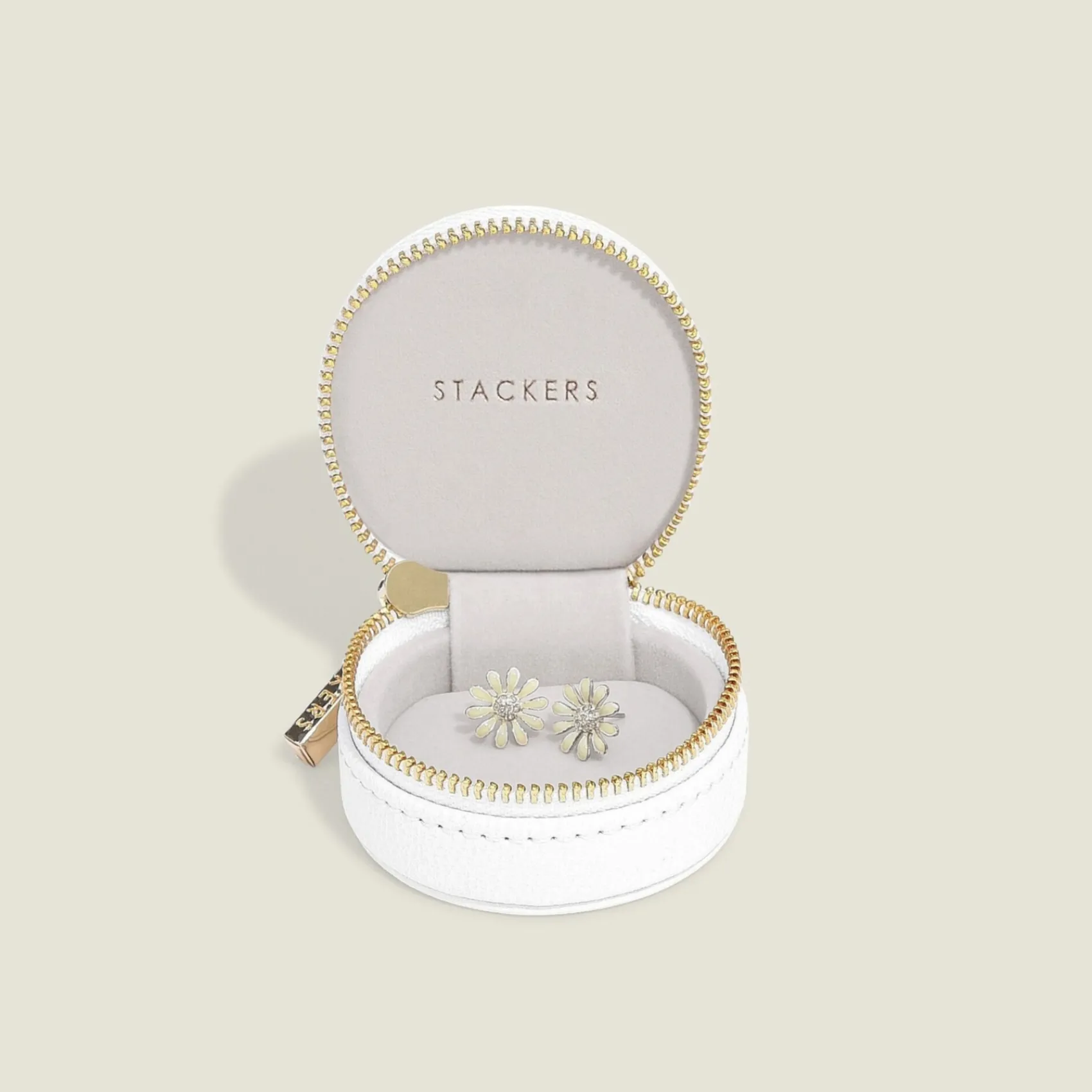 Stackers Mother Of The Groom Gifts | Mother Of The Bride Gifts*Pebble Oyster Travel Jewellery Box White