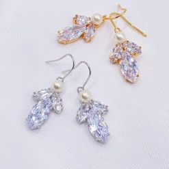 Lace & Favour Bride Gifts | Gold Wedding Jewellery*Vermont Gold Pearl and Crystal Drop Earrings Ivory/ Gold