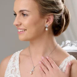 Lace & Favour Bride Gifts | Pearl Jewellery*Vienna Vintage Pearl Drop Bridal Jewellery Set