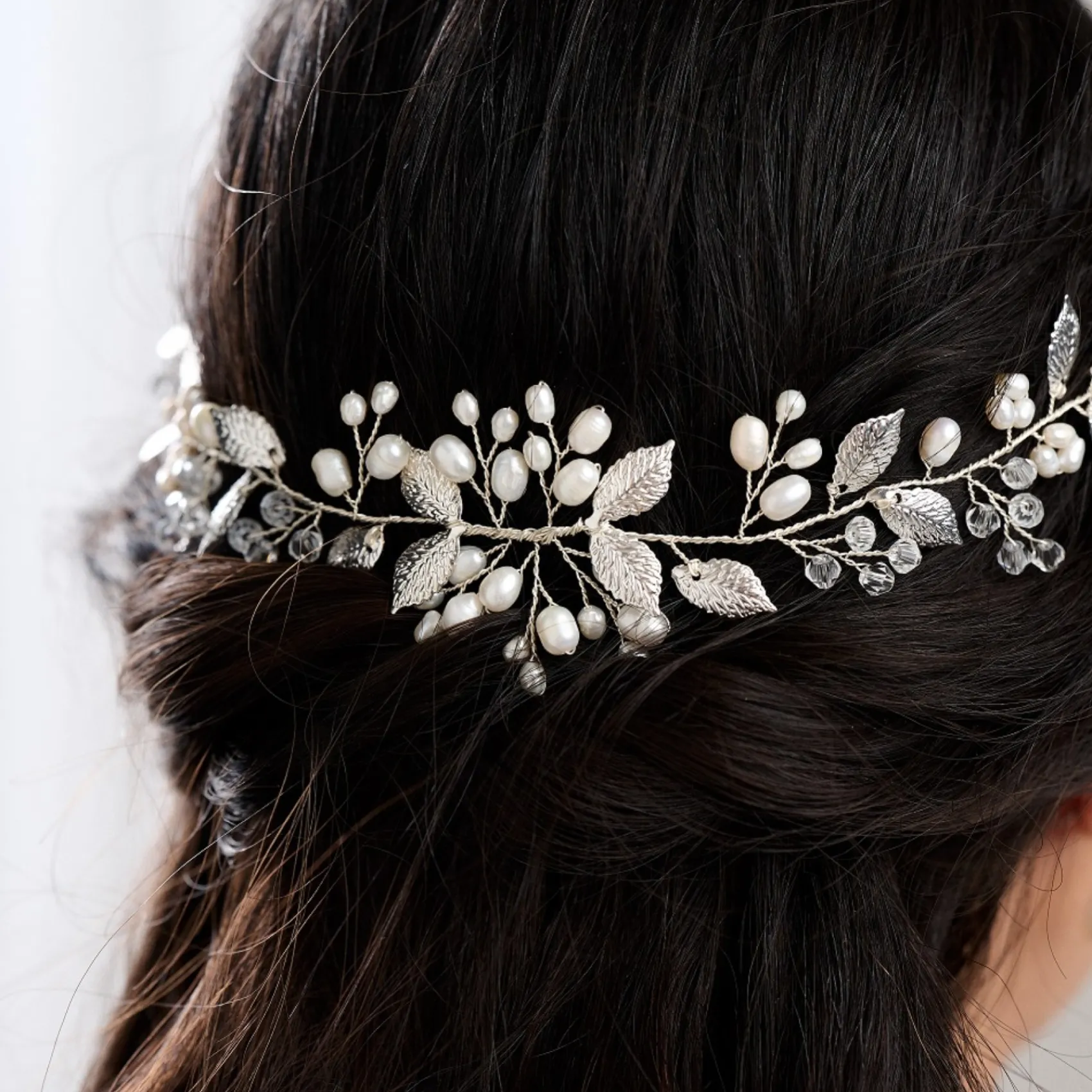 Lace & Favour Pearl Hair Accessories | Silver Hair Accessories*Woodland Dream Silver Leaves and Freshwater Pearl Hair Vine Ivory/ Silver